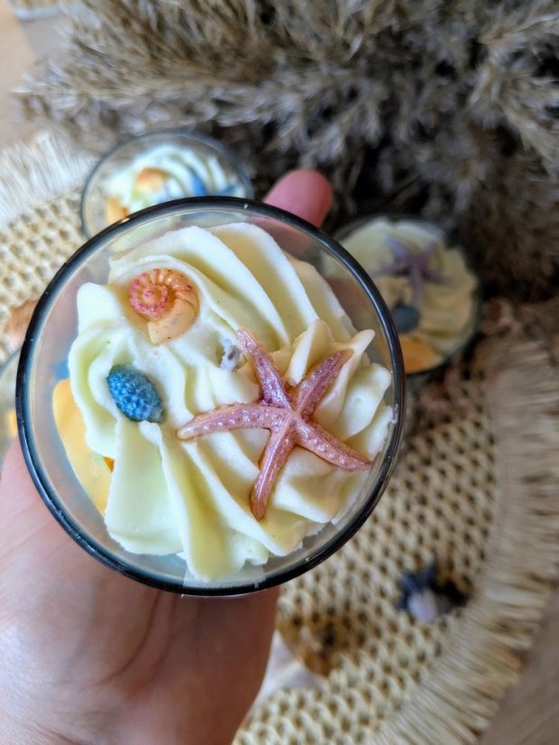 Sójová svíčka Laguna | Vůně: kokos a jasmín - Objem: 60 ml