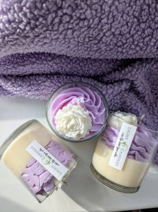 Sójová svíčka Kráska | Vůně: Frézie