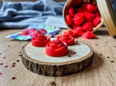 Sójový vonný vosk Red Roses | Vůně: malina a jasmín