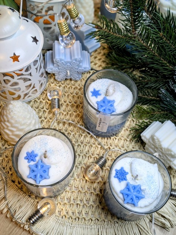 Sójová svíčka První Sníh I Vůně: bergamot, kokos, vanilka
