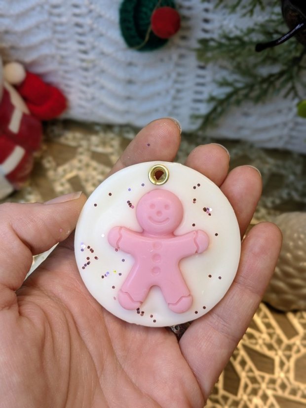 Vánoční závěsná dekorace - Typ dekoru: Růžový panáček 